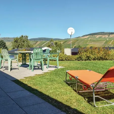 Lovely In An Der Mosel With Kitchen بيت للعطل *