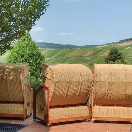Lovely In An Der Mosel With Kitchen بيت للعطل *